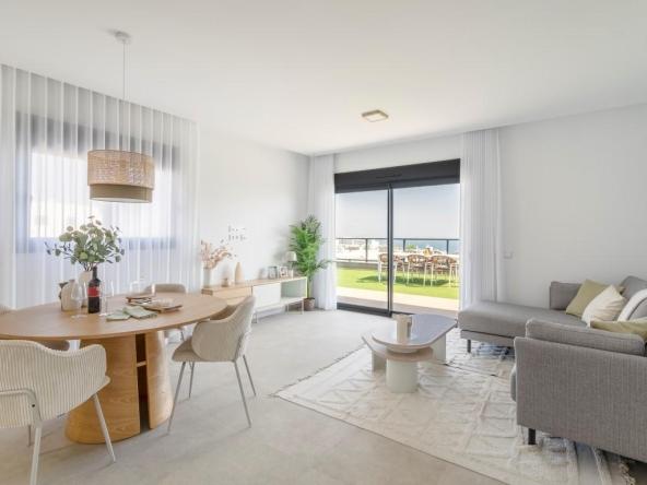 Luxury apartments in Gran Alacant with sea views and beach access